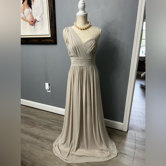 Watters and Watters Dress - Picture 3 of 12